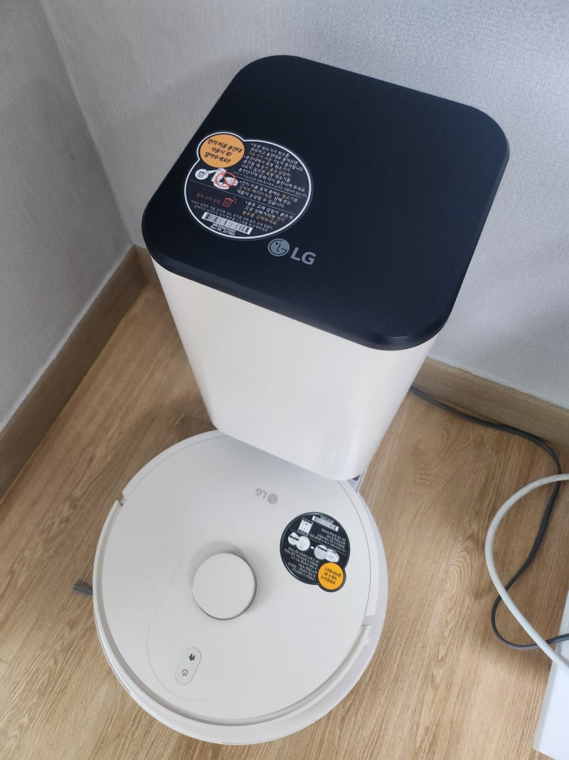 LG 코드제로 R5 올인원 로봇청소기 후기 (R585WKA1)