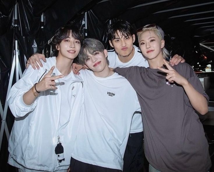 Random SEVENTEEN Pics I Found.jpg