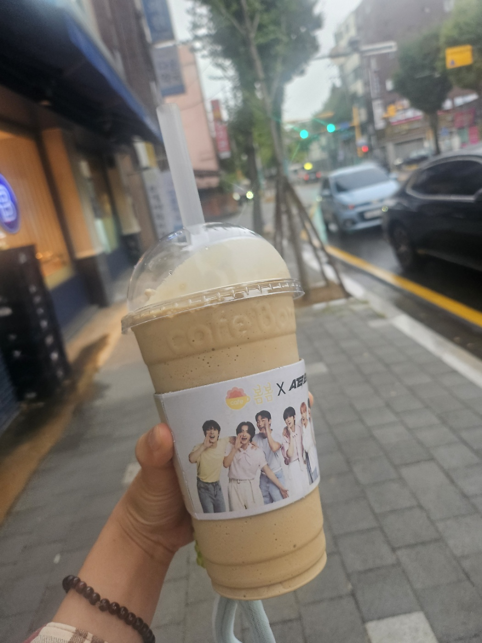 카페봄봄 다운점 사진 2