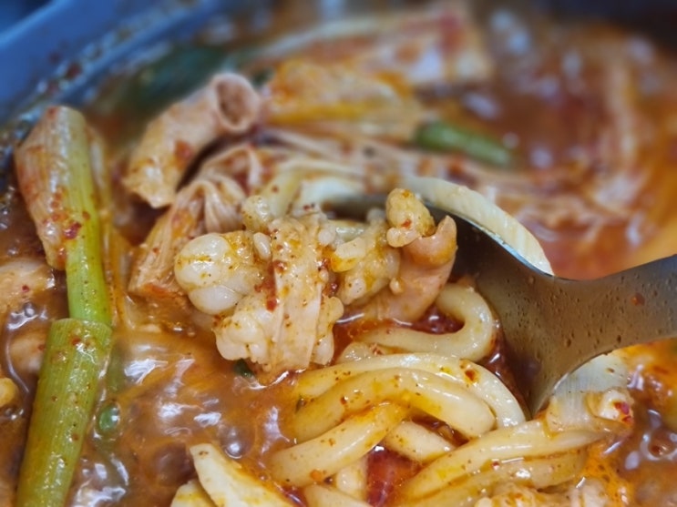 집들이음식으로 추천하는 곱창전골 밀키트! 문현전통 한우곱창전골 집들이음식으로 추천하는 곱창전골 밀키트! 문현전통 한우곱창전골