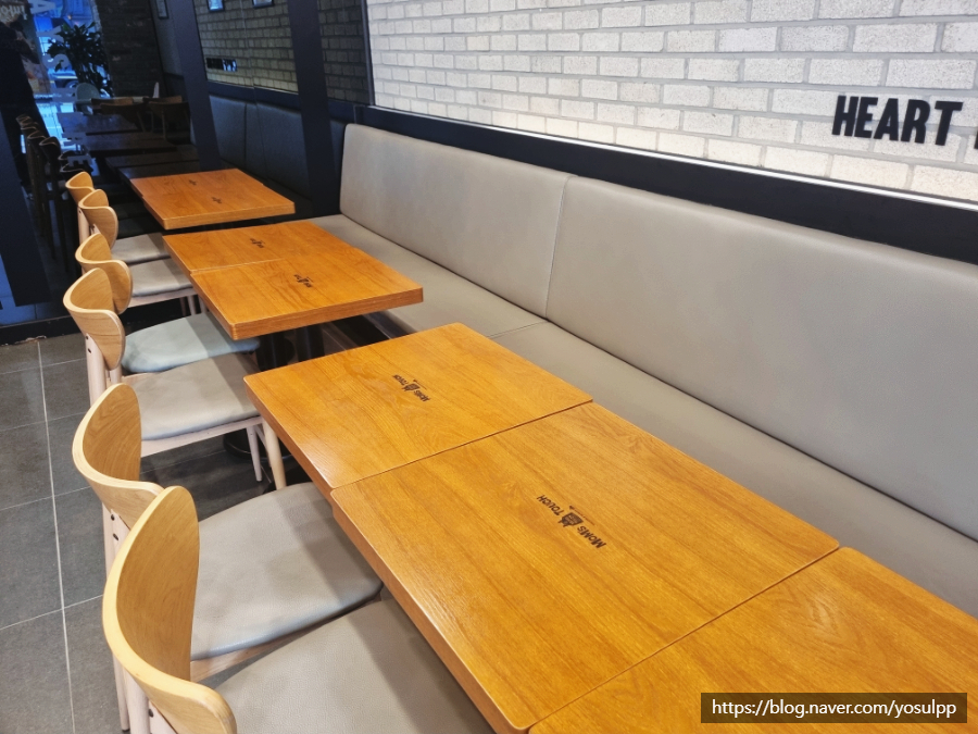 맘스터치 구미산동점 사진 6