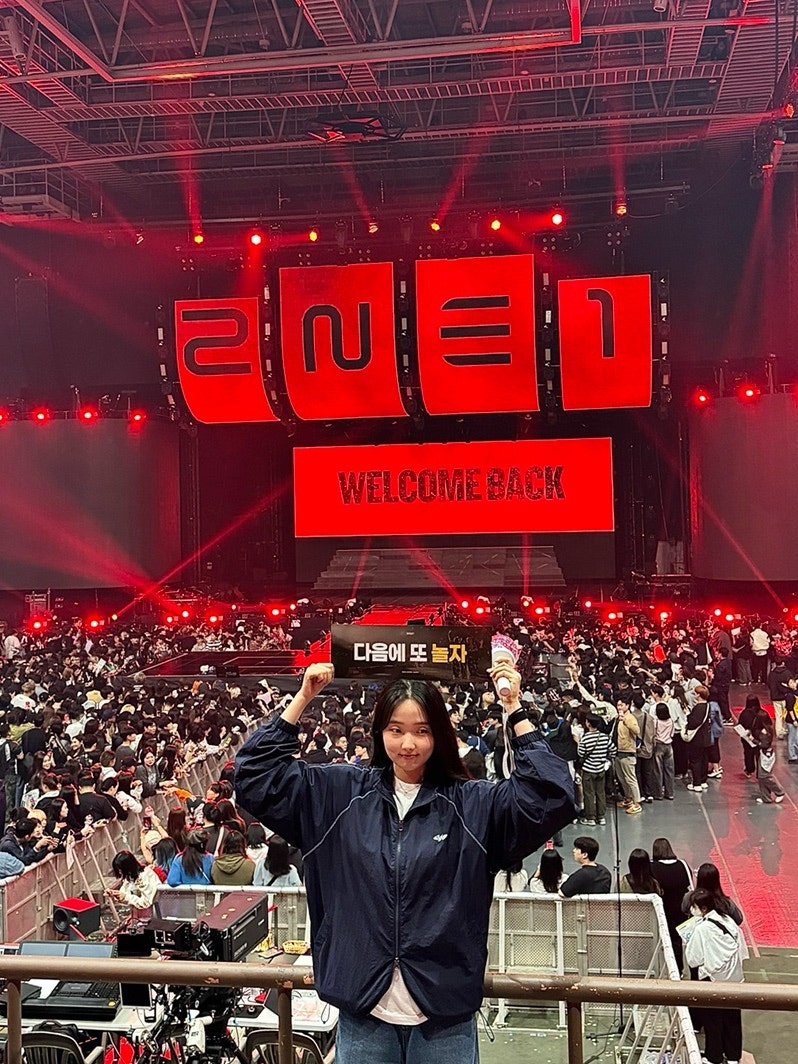 투애니원 콘서트 2024 WELCOME BACK :: 241006 2NE1 막콘 눈물나는 후기 (E3구역 5열 시야), 영상 매우 ....