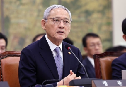 유인촌 '<b>정몽규</b> 4선 꿈도 꾸지 마라'