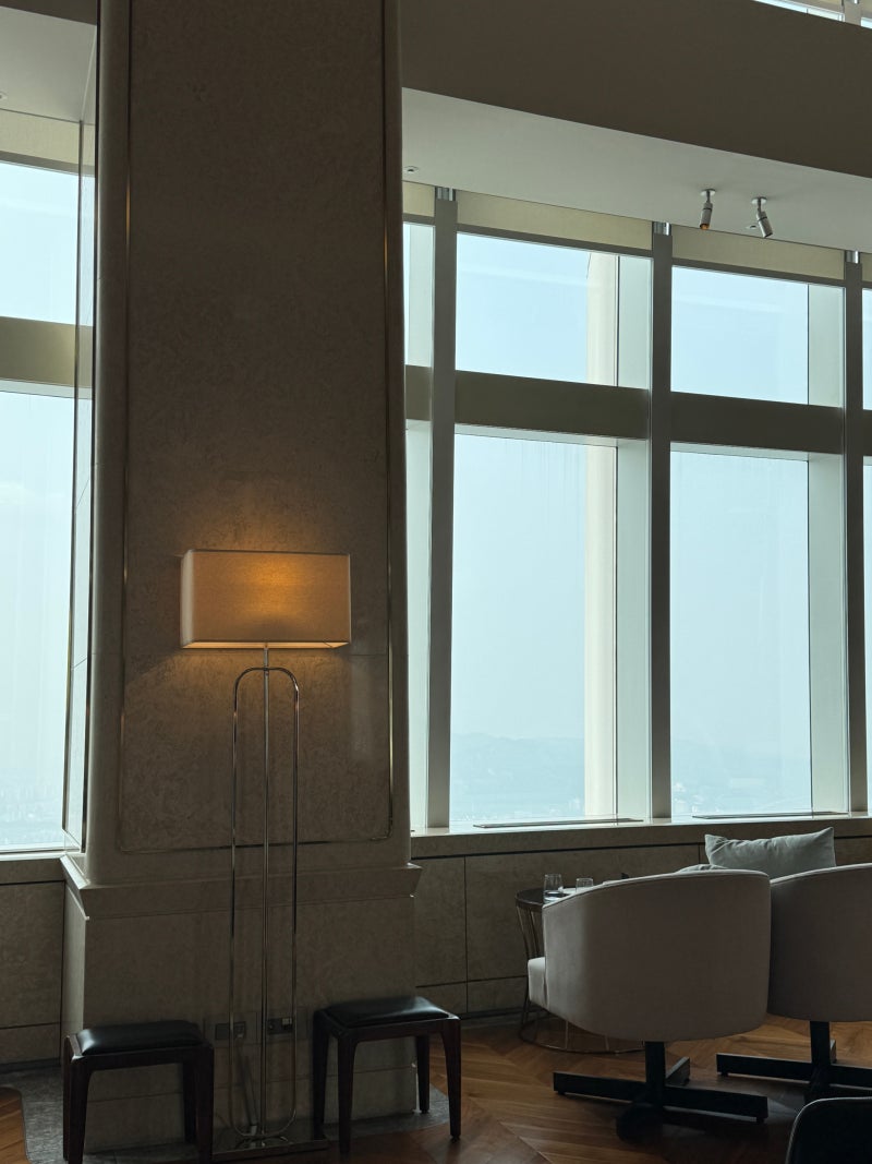 서울] 시그니엘 서울 호텔: 프리미어룸 리버뷰 전망욕조 101층 | 스테이STAY 조식 더라운지 주차 현아플FHR : 네이버 블로그