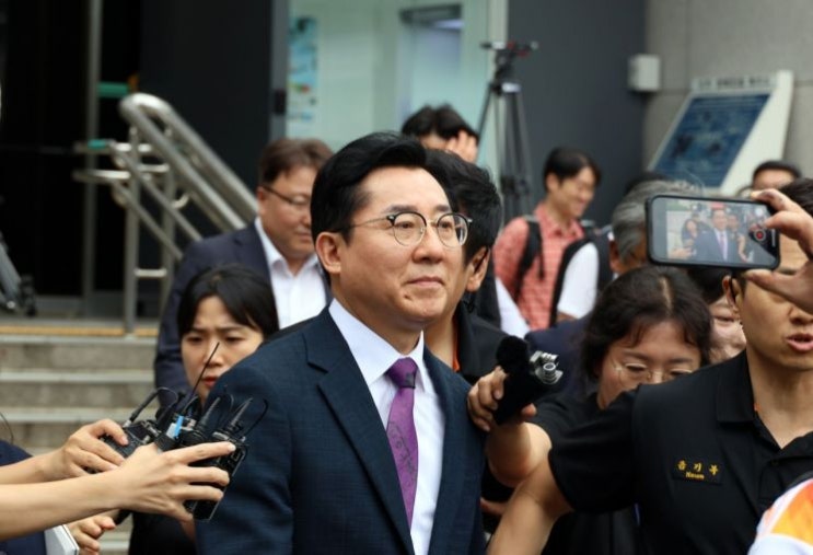 '공직선거법 위반' <b>박경귀 아산시장</b> 당선무효형...시장직 상실