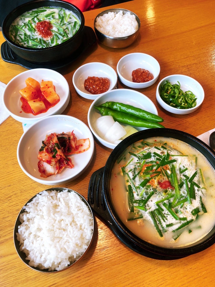  [송도동 돼지국밥] <부산아지매국밥 송도점>