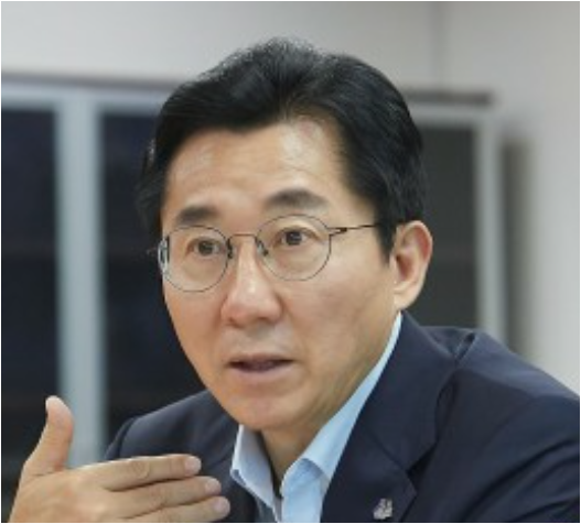 <b>박경귀 아산시장</b> '<b>벌금</b> 1,500만원확정...시장직 상실