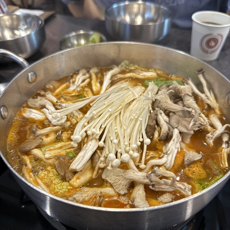 [성수 맛집] 연예인 검증 샤브샤브 맛집 <최가네샤브버섯칼국수 성수점>