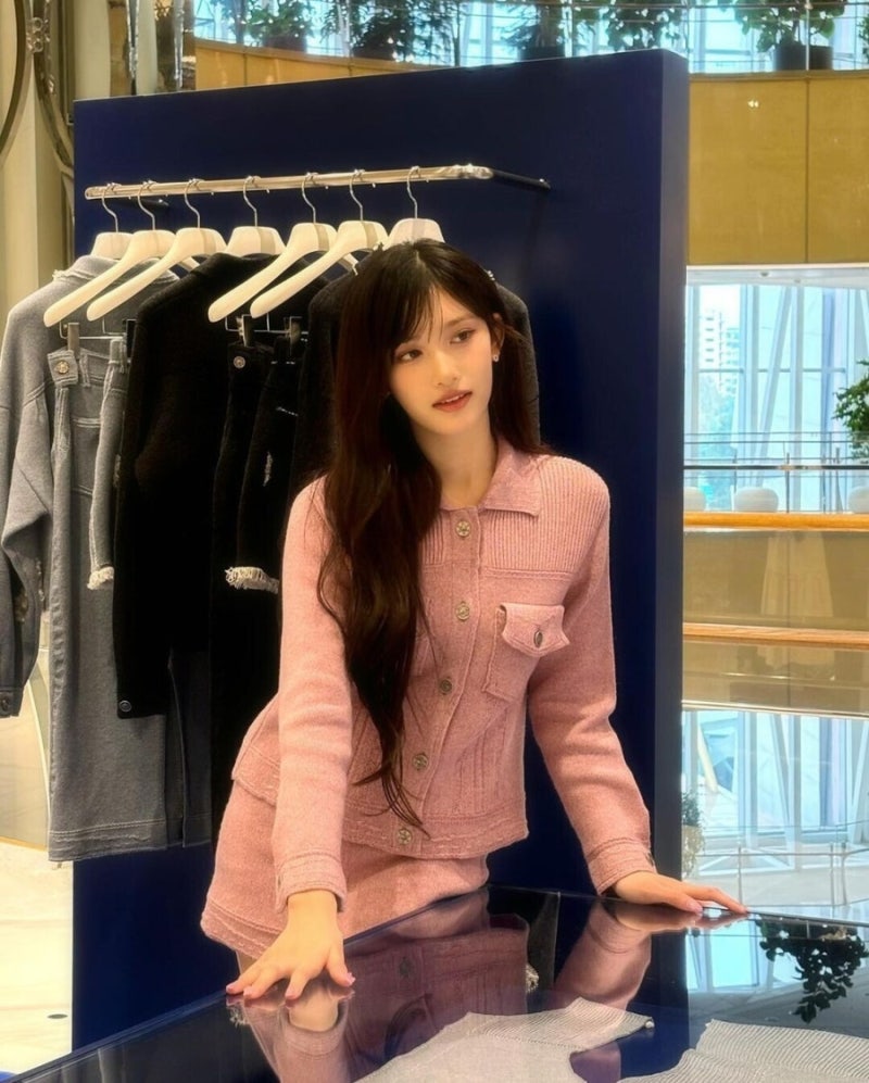 IVE イソのインスタグラム写真集 241006