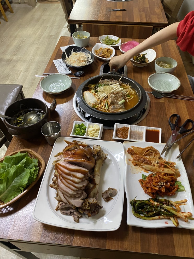  군산 원조장터왕족발 유경님맛집 현지인군산맛집 영화동저녁 족발단일메뉴