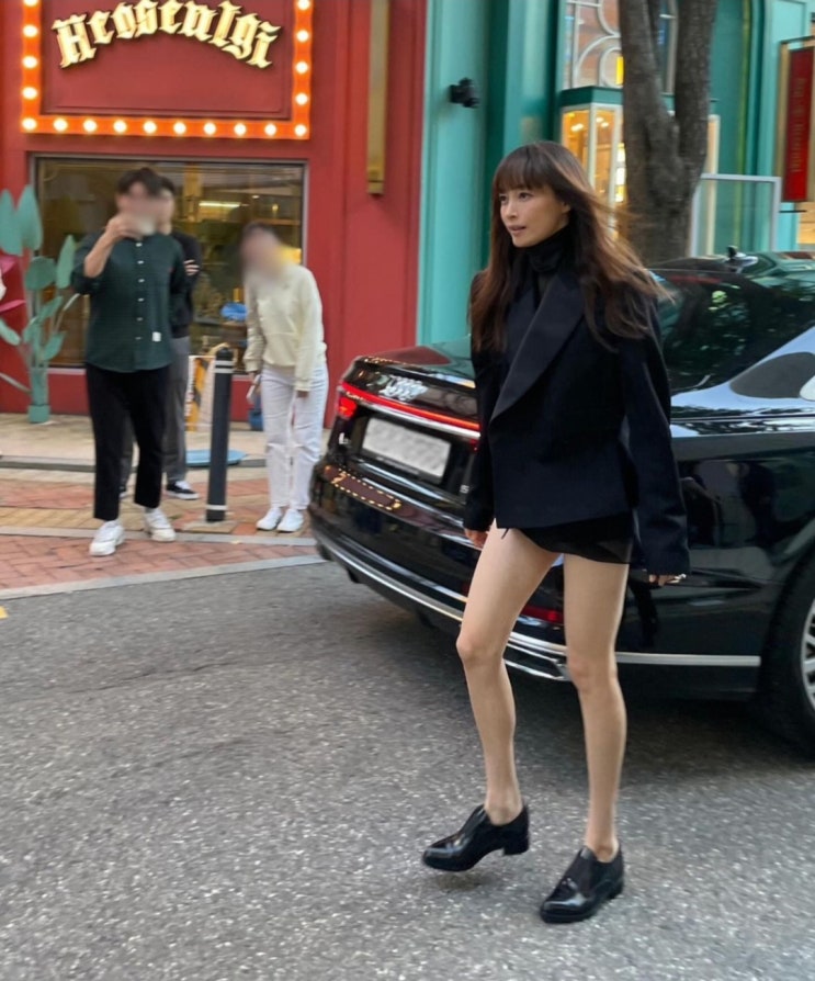  이나영 비율 미친 근황 휴젤 성수 팝업 행사