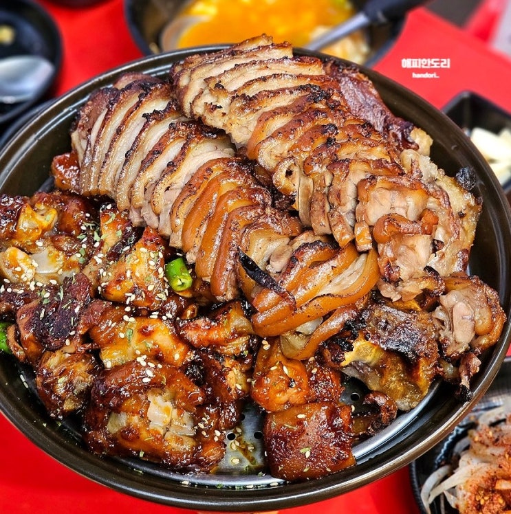  군포 맛집 화덕에 구워 나오는 쫄깃한 화덕족발 오자족발 (메뉴/홀/포장)
