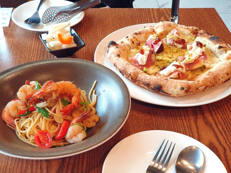  일산 피자 대표 지아코모87, 화덕피자로 밤리단길 맛집 등극