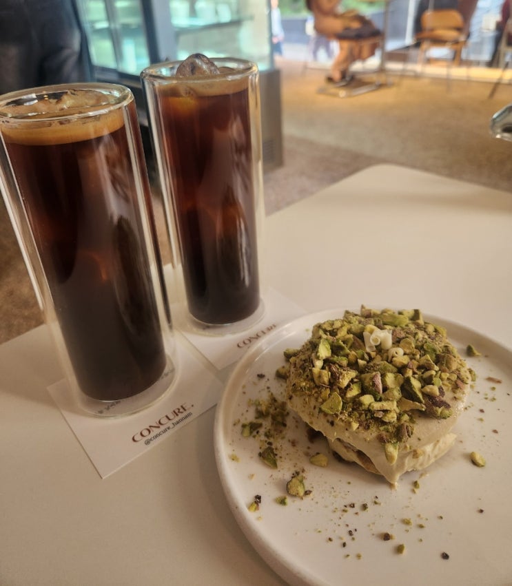  [녹사평] 피스타치오 티라미수가 정말 맛있는 카페 컨큐어 한남