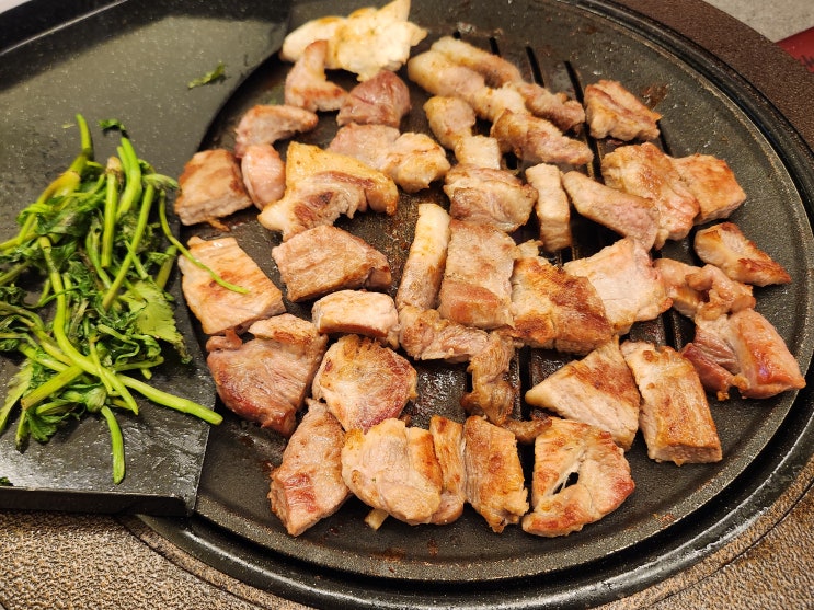  부산갈매기 전주송천점 가성비 좋은 송천동 고기집 미나리 삼겹살 맛집 추천