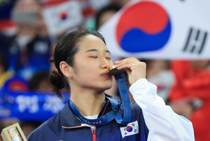 <b>안세영</b> <b>선수</b> <b>세계</b>랭킹 2위... <b>세계배드민턴연맹</b> 랭킹 포인트... 