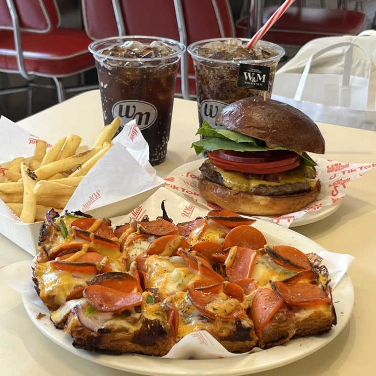  신사역 가로수길 브런치 맛집 위트앤미트