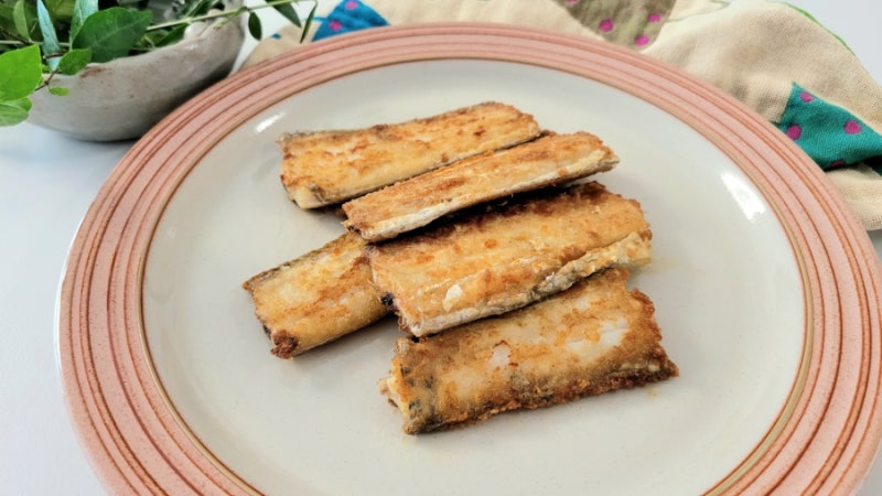 갈치 맛있게 굽는법 냉동갈치 후라이팬에 바삭하게 굽기