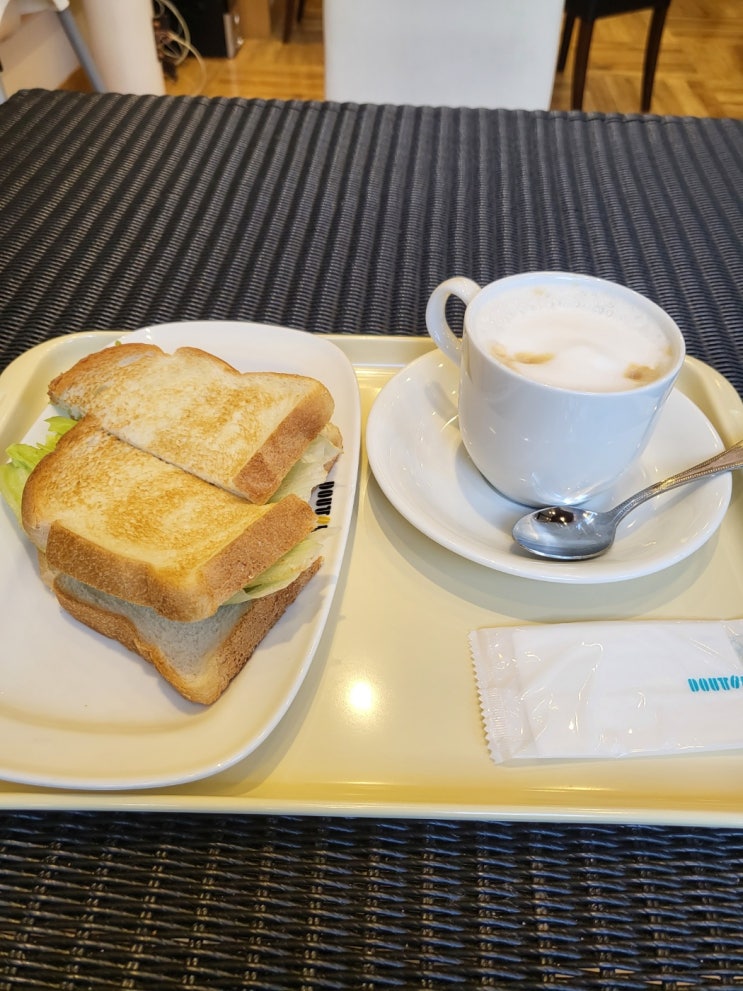 도쿄 여행 가서 아침 먹는 사람, 저요! DOUTOR & YAOIKEN