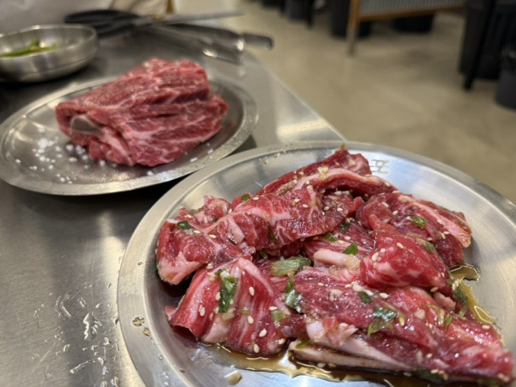 [신사동 맛집] 압구정 고기집 <우대포 압구정점> - 솔직후기, 재방문 의사 100%