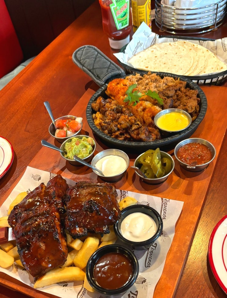  마곡 멕시칸 타케로스 폭립 맛집 점심 회식 장소
