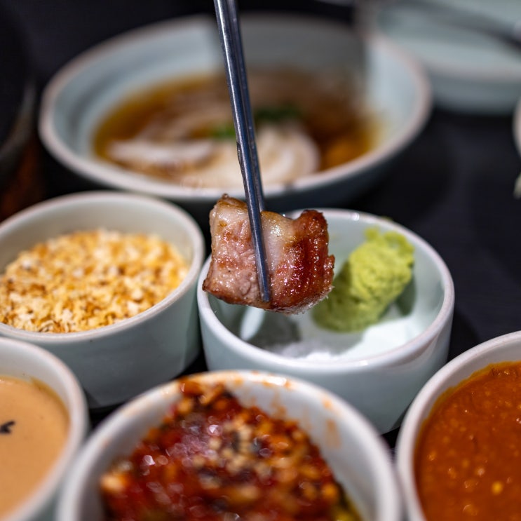  [이수역 맛집] 숙성목살, 가브리살 구워주는 고기집, <공돈>