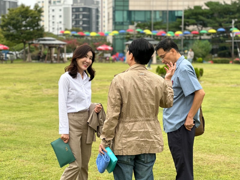 사진 2