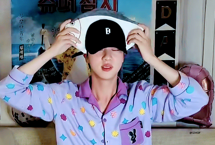 [BTS <b>방탄소년단</b> 진] 241010... 축하 & <b>슈퍼참치</b> 2 쇼케이스... 