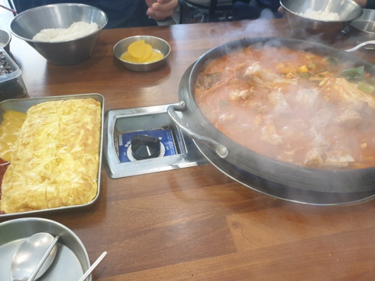 포항 양덕 바른생갈비김치찌개&청년낙곱새 내돈내산 솔직후기 (등갈비김치찌개, 치즈계란말이) 포항 양덕 바른생갈비김치찌개&청년낙곱새 내돈내산 솔직후기 (등갈비김치찌개, 치즈계란말이)