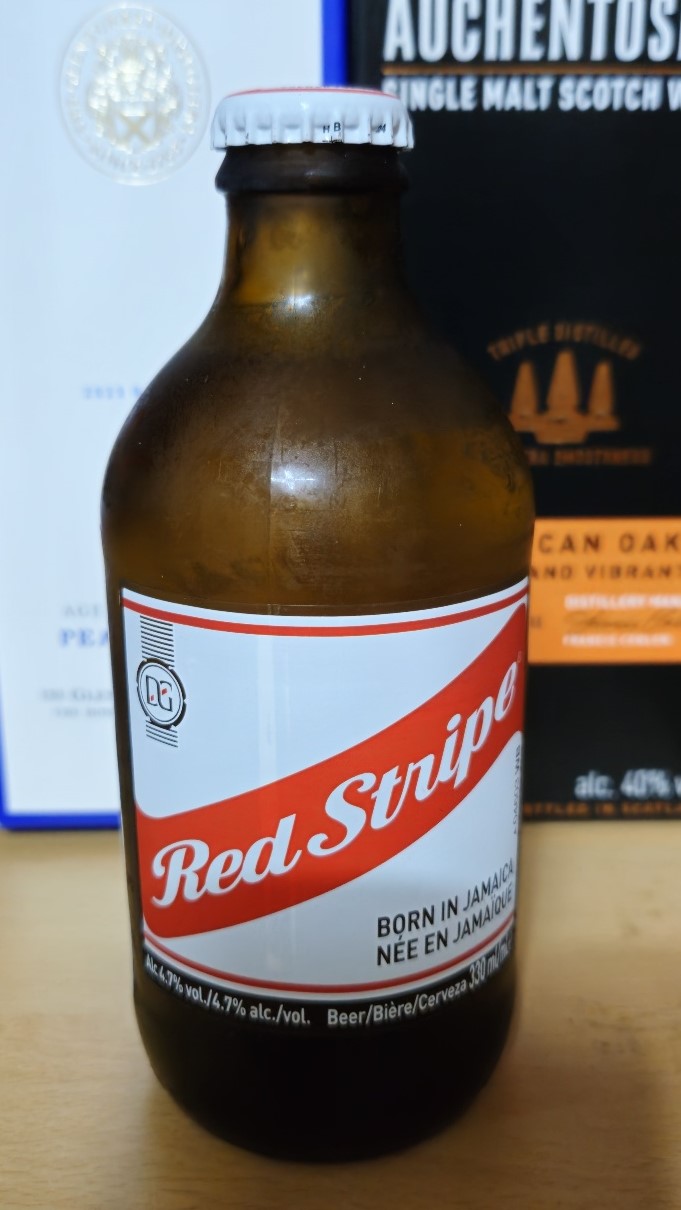  레드 스트라이프 (Red Stripe Lager)