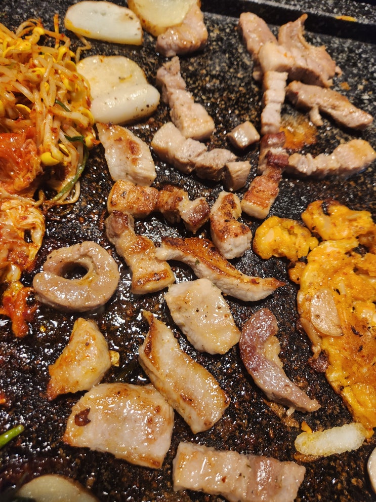  인천 구워주는 고기집 동인천 돌판시대 진짜 돌판이있네?