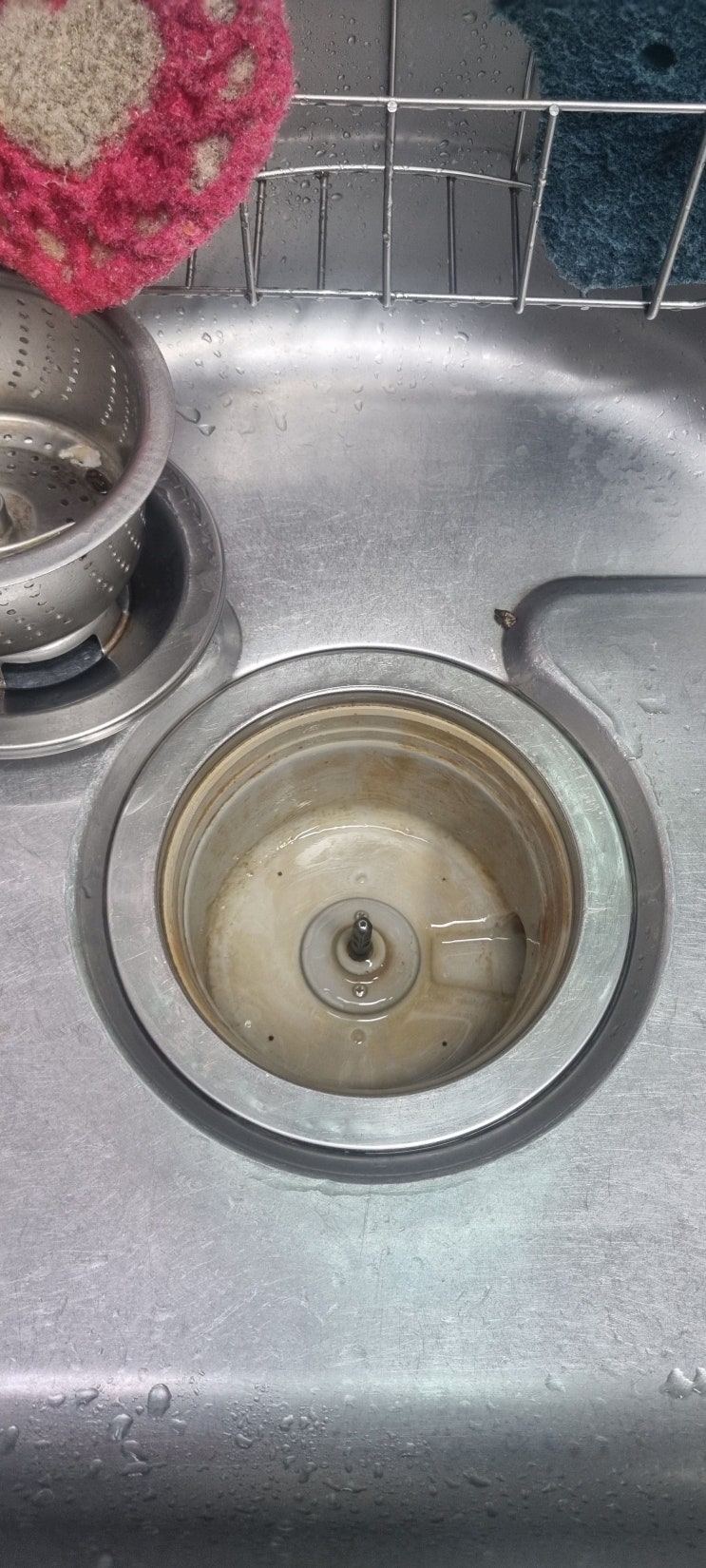  싱크대 배수구 누수 물빠짐 느리고 오래된 음식물 탈수기 제거 후 올스텐 배수통으로 교체하는 비용