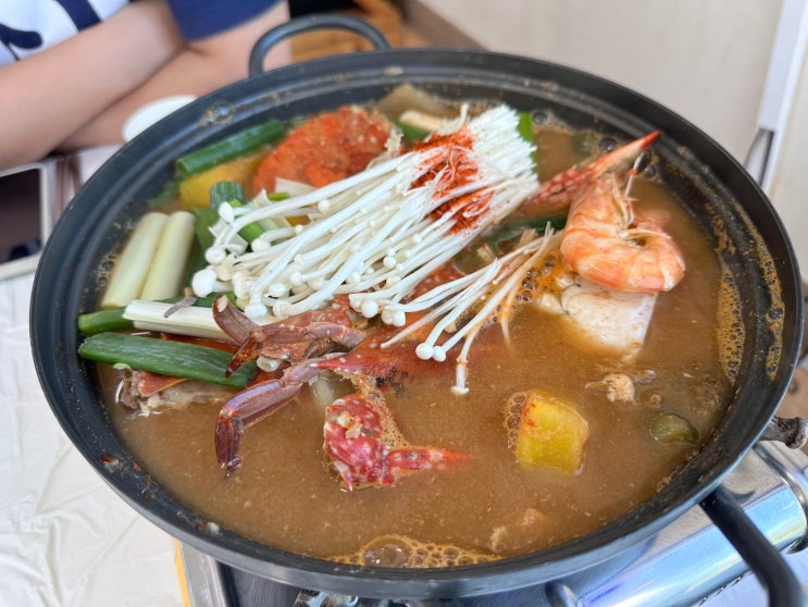  [태안 맛집] 태안 백사장 근처 시원한 국물이 끝내주는 태안 게국지 맛집 추천! 행복식당 후기
