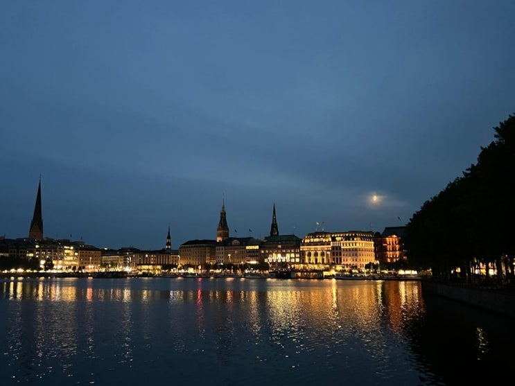  Midnight in Hamburg: 함부르크 당일 여행_ 한식당 삼겹살/함부르크 바