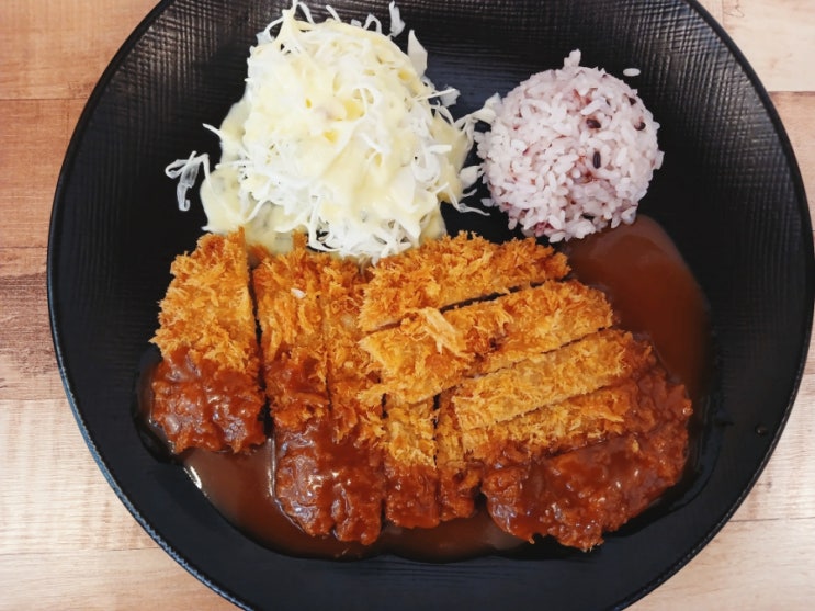  김포경양식돈까스 사우동혼밥 뚱집
