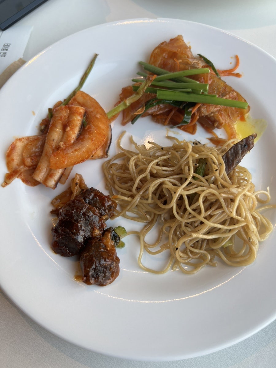 Ashley Queens Garakmal, Songpa — Great Value Lunch Buffet 8