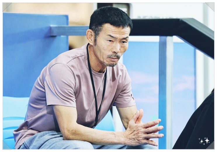 손흥민 아버지 <b>손웅정 감독 아동학대</b> 벌금 300만원 : 아동학대... 