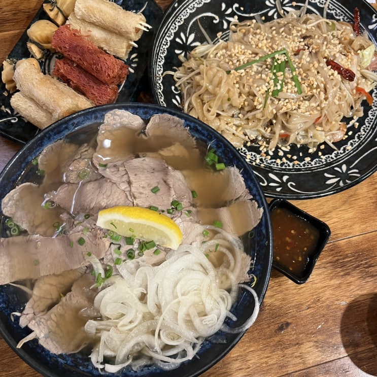  신논현역 직장인 쌀국수 점심 맛집 추천 인더비엣