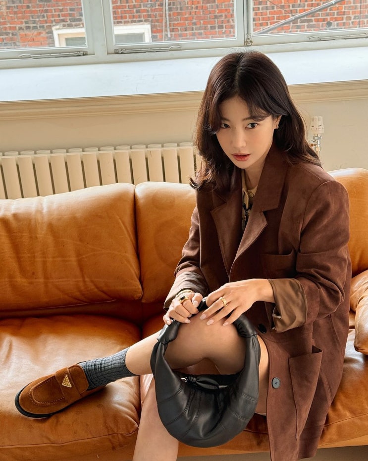 기은세 드뮤어룩 인스타그램 가을 패션 코디 온앤온 스웨이트 자켓 추천!