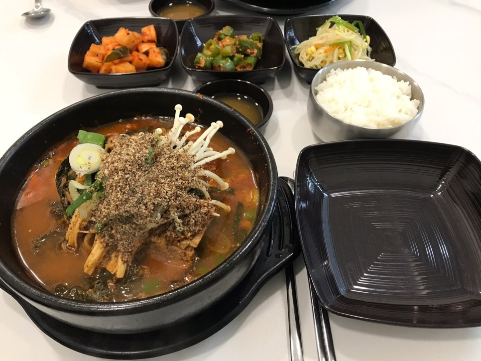 금촌뼈다귀감자탕 북가좌점 사진 1
