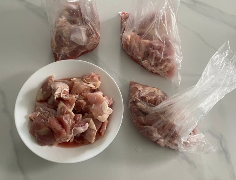 생활비 절약 습관5 순살 닭다리살 소분 냉동보관 (찜닭, 닭볶음탕 등)