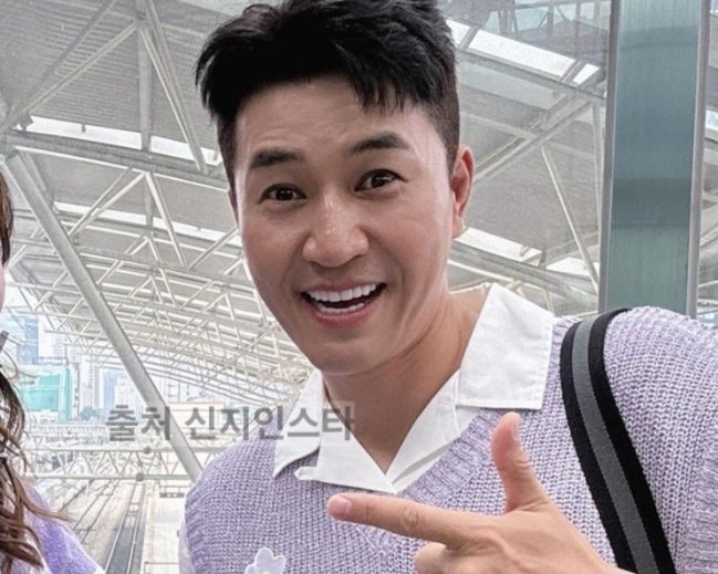 <b>김종민</b> 11살 <b>연하</b> 여자친구 얼굴 <b>미우새</b>에서 공개 여친과... 