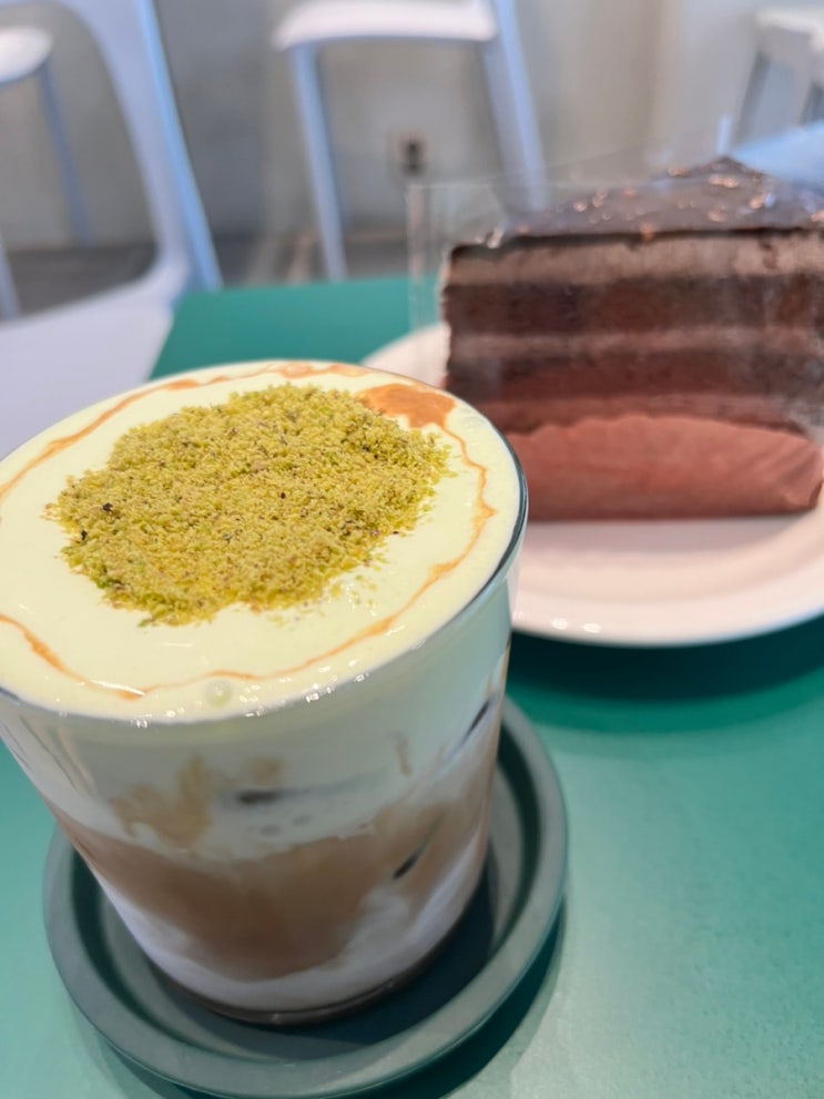  커피의 진심을 맛보다! 커스텀커피 문지점 방문후기