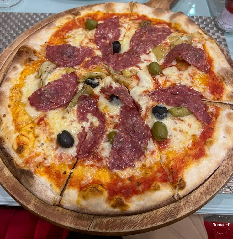  방콕 아속역 맛집 or not : 리틀 이태리 피자