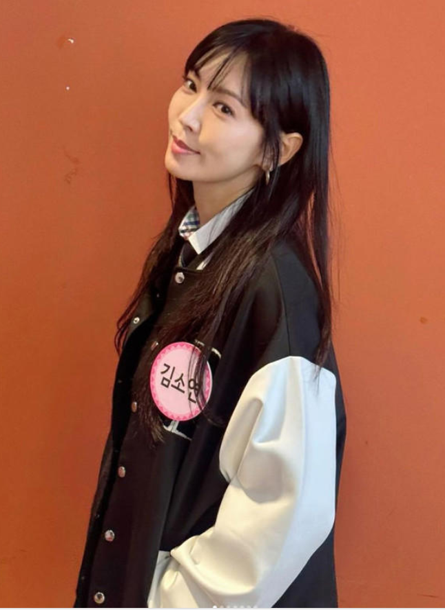 나이를 잊은 듯한 미모와 함께, 새로운 작품으로 돌아올 김소연