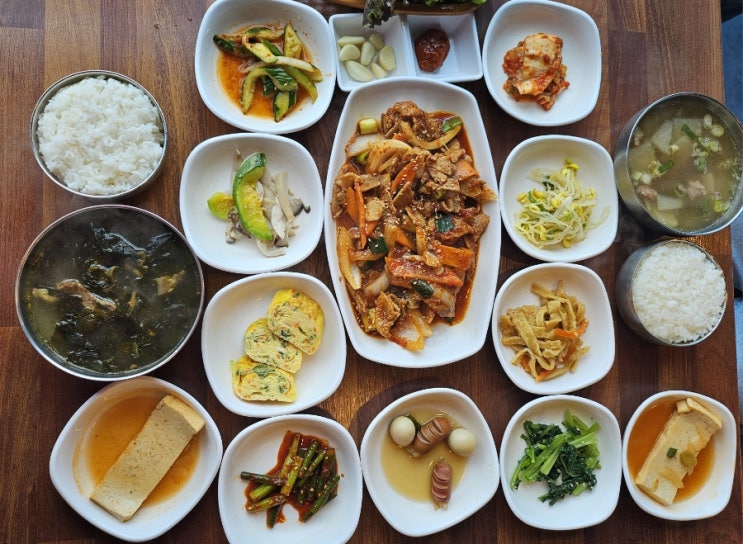  부산 명지 맛집 [명지 백반] 정성가득 엄마표 집밥 한정식