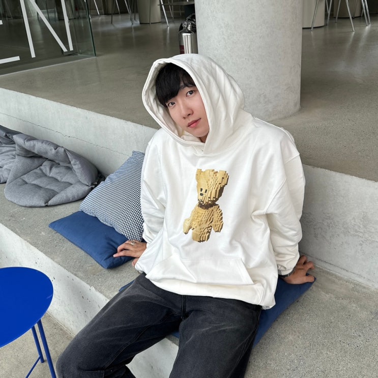  남자 여자 후드티 추천 세븐틴 호시도 착용한 아크메드라비 베어 후디