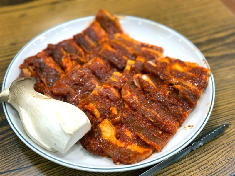 영통 황곡초 근처 홍천화로구이 수원본점 고추장삼겹살