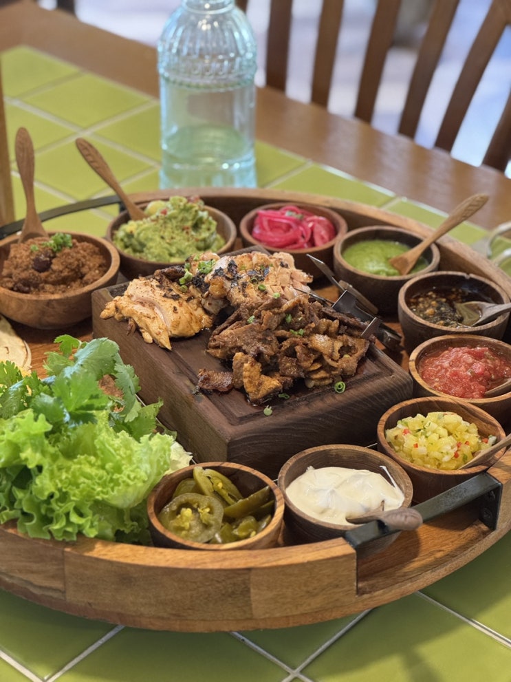  압구정로데오 타코 강남구청역 이색 맛집 타코로 쌈바