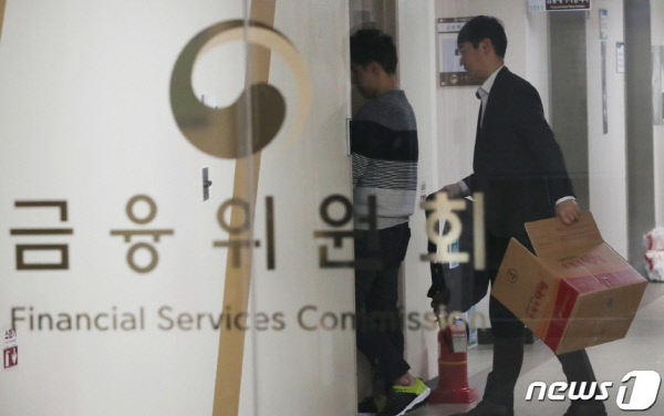 주가 10배 뻥튀기 '좋아요'…작전쇼 펼친 '핀플루언서' 조사 주가 10배 뻥튀기 '좋아요'…작전쇼 펼친 '핀플루언서' 조사